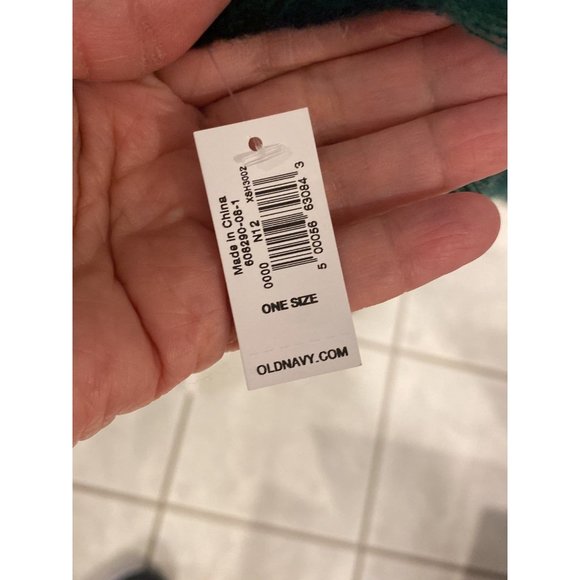 Old Navy Brushed Flannel Scarf/Wrap NWT - Picture 4 of 6